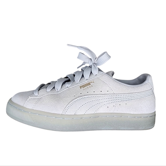 PUMA women's light grey suede sneakers, size 7.5 - Picture 3 of 6